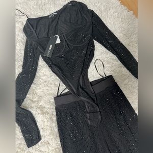 TWO PIECE BLACK SET